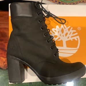 Waterproof timberlands